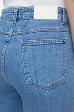 Charger l'image dans la galerie, Closed Jean Pedal Pusher Mid Blue