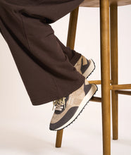 Charger l'image dans la galerie, Ghoud Venice Baskets Rush Velvet Marron