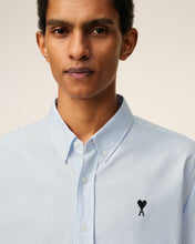 Charger l'image dans la galerie, AMI Chemise Ami de Coeur Noir Oxford Rayé Bleu Ciel