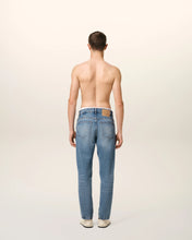Charger l'image dans la galerie, AMI Jean Coupe Tapered Fit Bleu Used