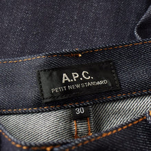 Charger l'image dans la galerie, A.P.C. Jean Petit New Standard Brut