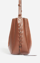 Charger l&#39;image dans la galerie, Vanessa bruno Sac Seau Lou en Nubuck et Cuir Biscuit