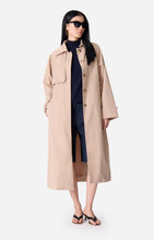 Charger l&#39;image dans la galerie, Vanessa bruno Trench Dexter Long Beige