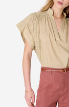 Charger l&#39;image dans la galerie, Vanessa bruno Blouse Cory en Coton Argile
