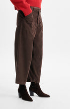 Charger l'image dans la galerie, Vanessa bruno Pantalon Cargo Cropped Café