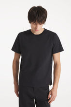 Charger l&#39;image dans la galerie, Le Mont Saint Michel T-Shirt Tobin Black