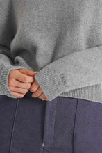 Charger l&#39;image dans la galerie, Le Mont Saint Michel Pull Salvino en Laine Cachemire  Grey