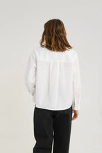 Charger l&#39;image dans la galerie, SacreCoeur Blouse Andrea Optic Blanc