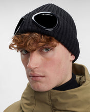 Charger l&#39;image dans la galerie, C.P. Company Bonnet Goggle en Laine Black