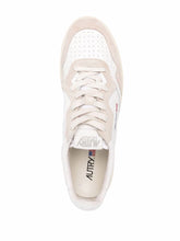 Charger l&#39;image dans la galerie, Autry Sneakers Medalist 01 Low Leather Draw White WC06