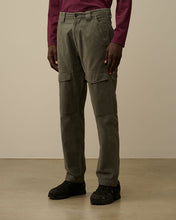 Charger l&#39;image dans la galerie, C.P. Company Pantalon Ottoman Grape Leaf