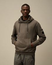 Charger l&#39;image dans la galerie, C.P. Company Hoodie Cotton Diagonal Fleece Smoked Pearl