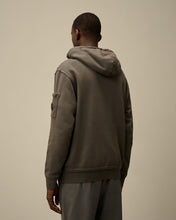 Charger l&#39;image dans la galerie, C.P. Company Hoodie Cotton Diagonal Fleece Smoked Pearl