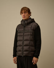 Charger l&#39;image dans la galerie, C.P. Company Veste Extrafine Merino Wool Goggle Black