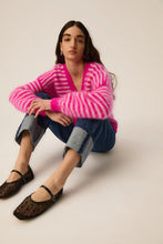Charger l'image dans la galerie, Des Petits Hauts Gilet Oversize Alvaro Fuchsia Bulle