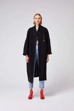 Charger l&#39;image dans la galerie, Heimstone Manteau Eren en laine Cachemire Noir