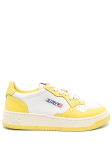 Autry Sneakers Medalist 01 Low Leather Lime WB27