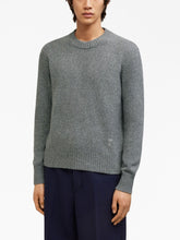 Charger l&#39;image dans la galerie, AMI Pull Col Rond en Cachemire Ami de Coeur Heather grey