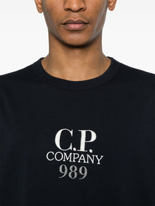 C.P. Company T-shirt Logo Broderie Total eclipse