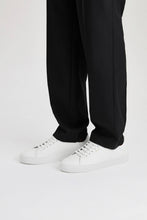Charger l&#39;image dans la galerie, Axel Arigato Baskets Clean 90 White