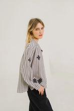 Charger l&#39;image dans la galerie, SacreCoeur Blouse Ella Flake Noir