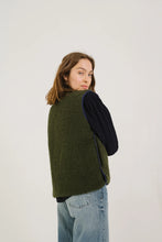 Charger l&#39;image dans la galerie, SacreCoeur Gilet Salyna en Laine Green