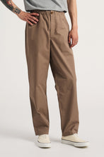 Charger l&#39;image dans la galerie, Norse Projects Pantalon Ezra Regular Mineral Dyed Fine Twill Walnut