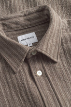 Charger l&#39;image dans la galerie, Norse Projects Surchemise Ole Wool Stripe Seal Brown