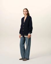 Charger l&#39;image dans la galerie, AMI Femme Cardigan Collège en Laine Bleu Marine