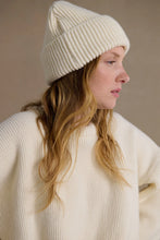 Charger l&#39;image dans la galerie, Le Minor Bonnet Mixte en Laine Mérinos Ecru