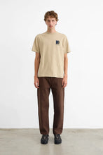 Charger l&#39;image dans la galerie, Edmmond Studios T-shirt Edmmond Radio Tan