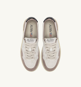 Autry Sneakers Medalist 01 Low Goat Suede Black GS20