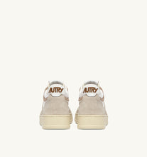 Charger l&#39;image dans la galerie, Autry Sneakers Open Mid Leather Beige UG04