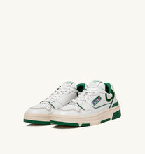Charger l&#39;image dans la galerie, Autry Sneakers CLC Low Leather Green MM09