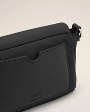 Charger l&#39;image dans la galerie, AMI Sac Lunch Box Ami de Coeur en Nylon Noir