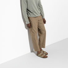 Charger l&#39;image dans la galerie, Birkenstock Sandales Arizona Etroite Suede Taupe