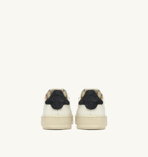 Charger l&#39;image dans la galerie, Autry Sneakers Dallas Low Leather Space MR04