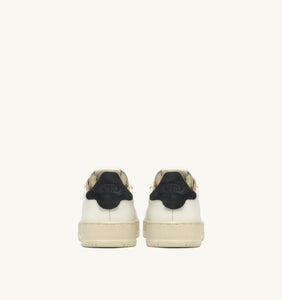 Autry Sneakers Dallas Low Leather Space MR04