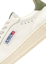 Charger l&#39;image dans la galerie, Autry Sneakers Dallas Low Leather Green MR21