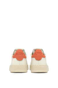 Autry Sneakers Dallas low Leather Orangeade MR13