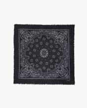 Charger l'image dans la galerie, Kujten Grand Bandana Hachiko en Cachemire Noir