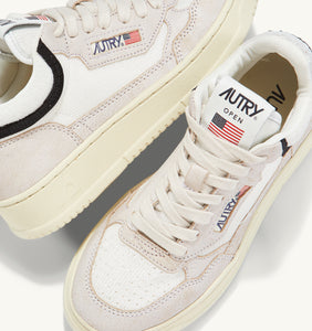 Autry Sneakers Open Low Leather Sand CE22