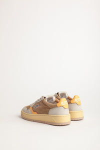Autry Sneakers Medalist 01 Low Velours Taupe CC03