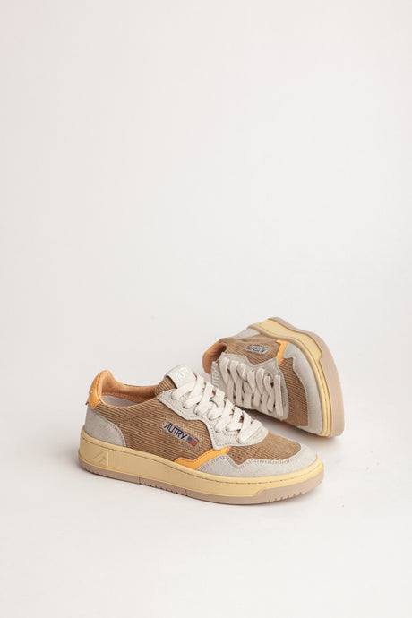 Autry Sneakers Medalist 01 Low Velours Taupe CC03