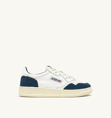 Autry Sneakers Medalist 01 Low Leather Goat Suede Capri GS41