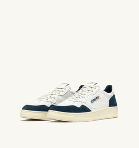 Autry Sneakers Medalist 01 Low Leather Goat Suede Capri GS41