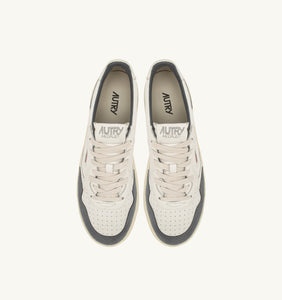 Autry Sneakers Medalist 01 Low Leather Goat Suede Morel GS45