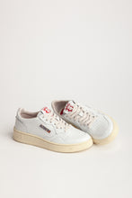 Charger l&#39;image dans la galerie, Autry Sneakers Medalist 01 Low Leather White Liberty LI01