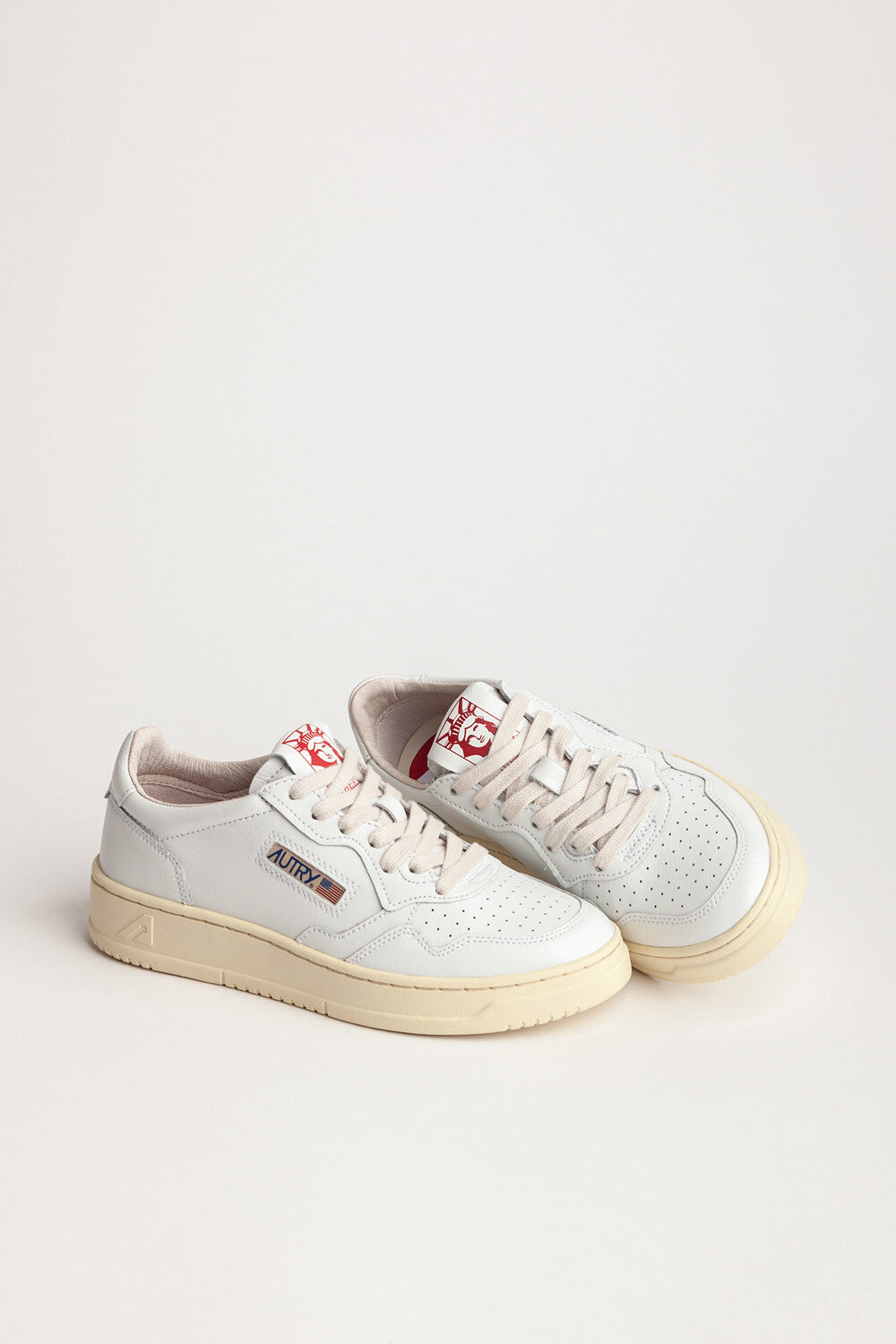 Autry Sneakers Medalist 01 Low Leather White Liberty LI01