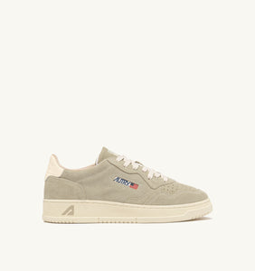Autry Sneakers Medalist 01 Low Suede Papyrus UH02